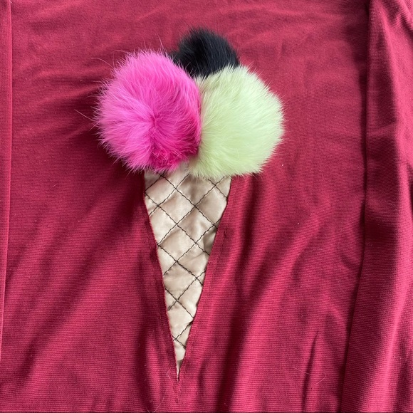 Sweater with a fun ice cream cone with different textures - Picture 3 of 5